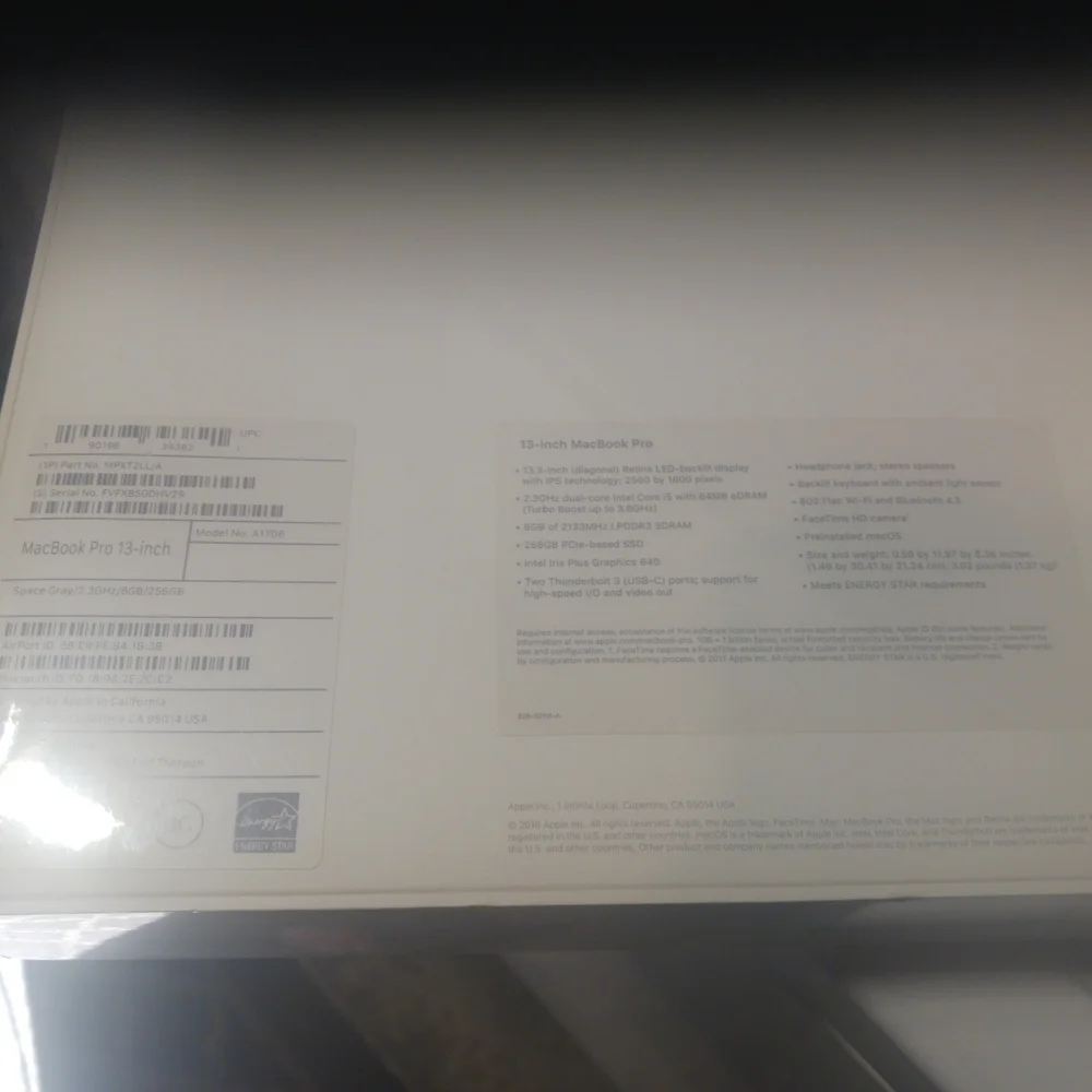 Apple MacBook Pro 13-inch - Silver